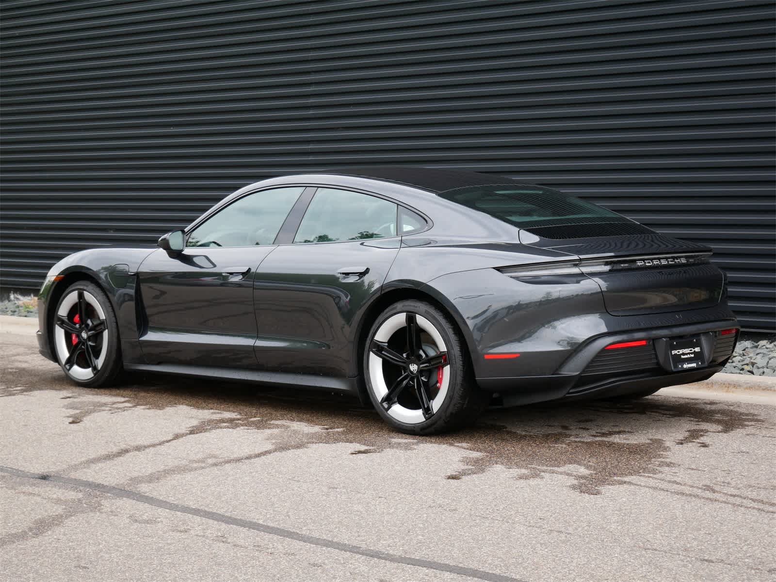Thumbnail: 2025 Porsche Taycan - 3