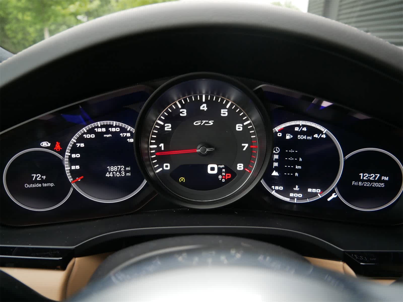 Thumbnail: 2022 Porsche Cayenne - 13