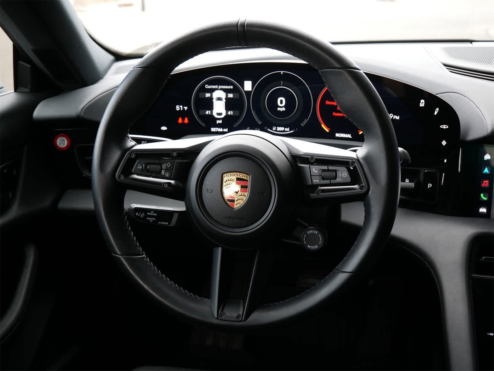Thumbnail: 2021 Porsche Taycan - 9