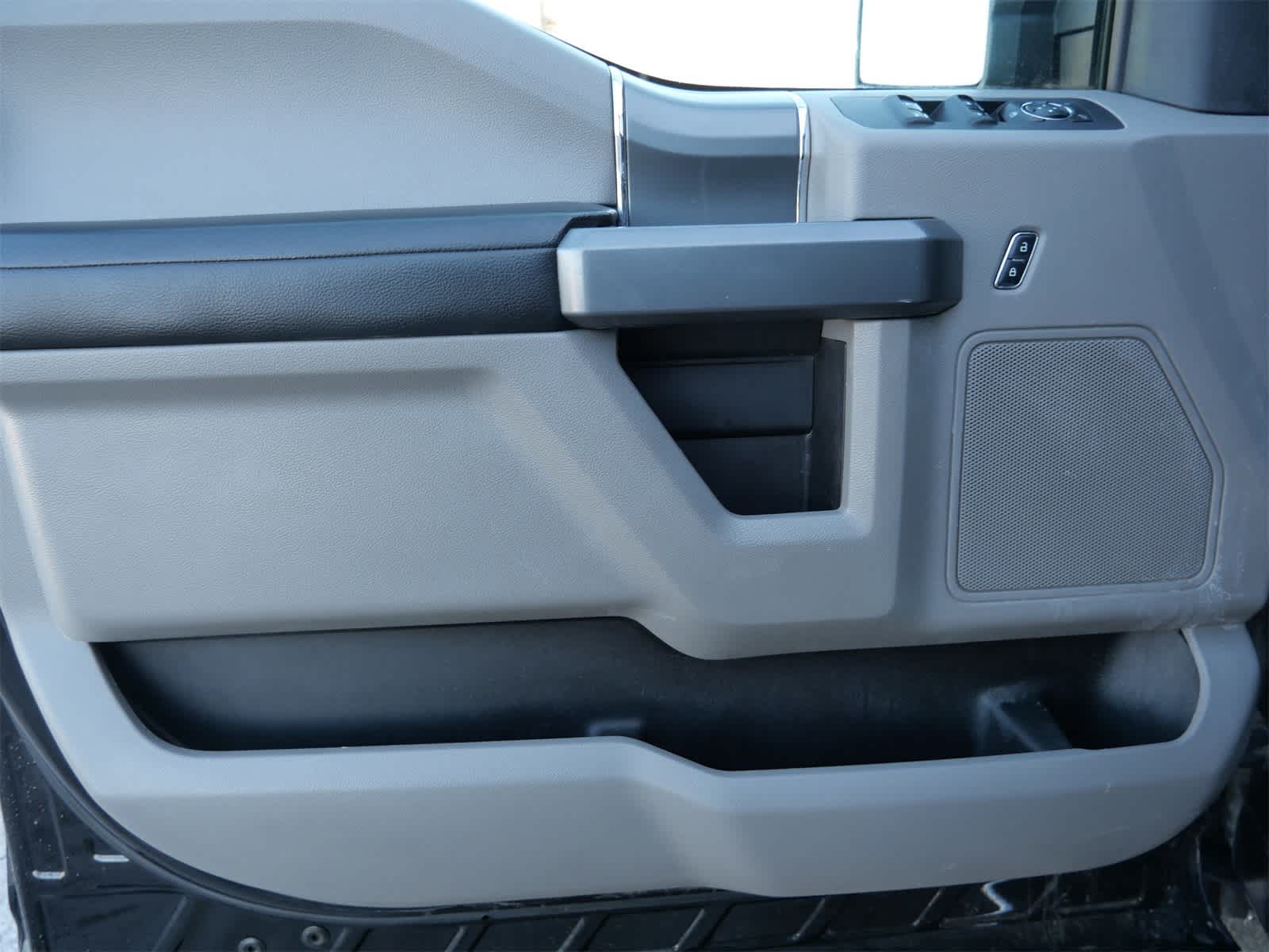 Thumbnail: 2016 Ford F-150 - 9