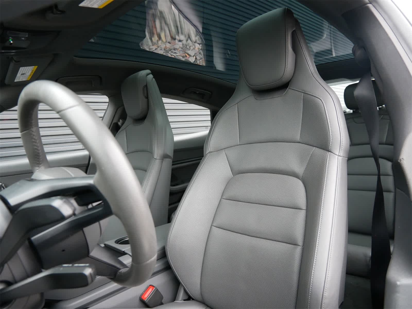 Thumbnail: 2021 Porsche Taycan - 5