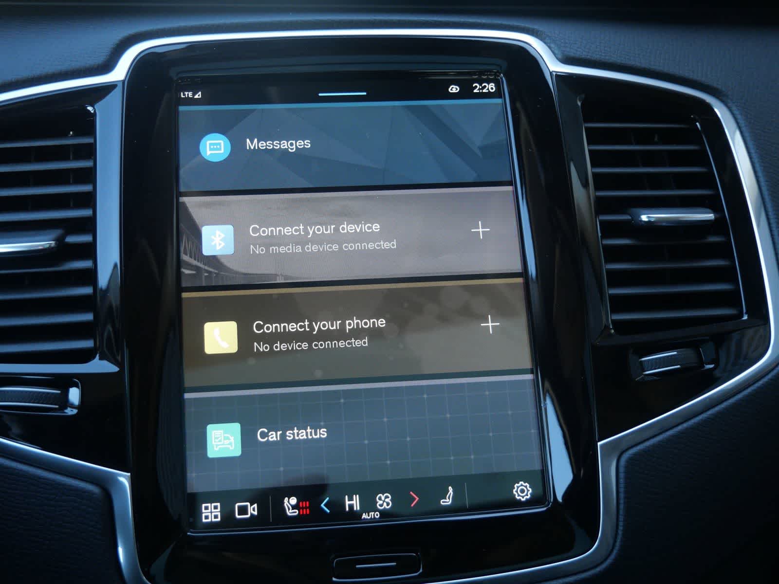 Thumbnail: 2025 Volvo XC90 - 25