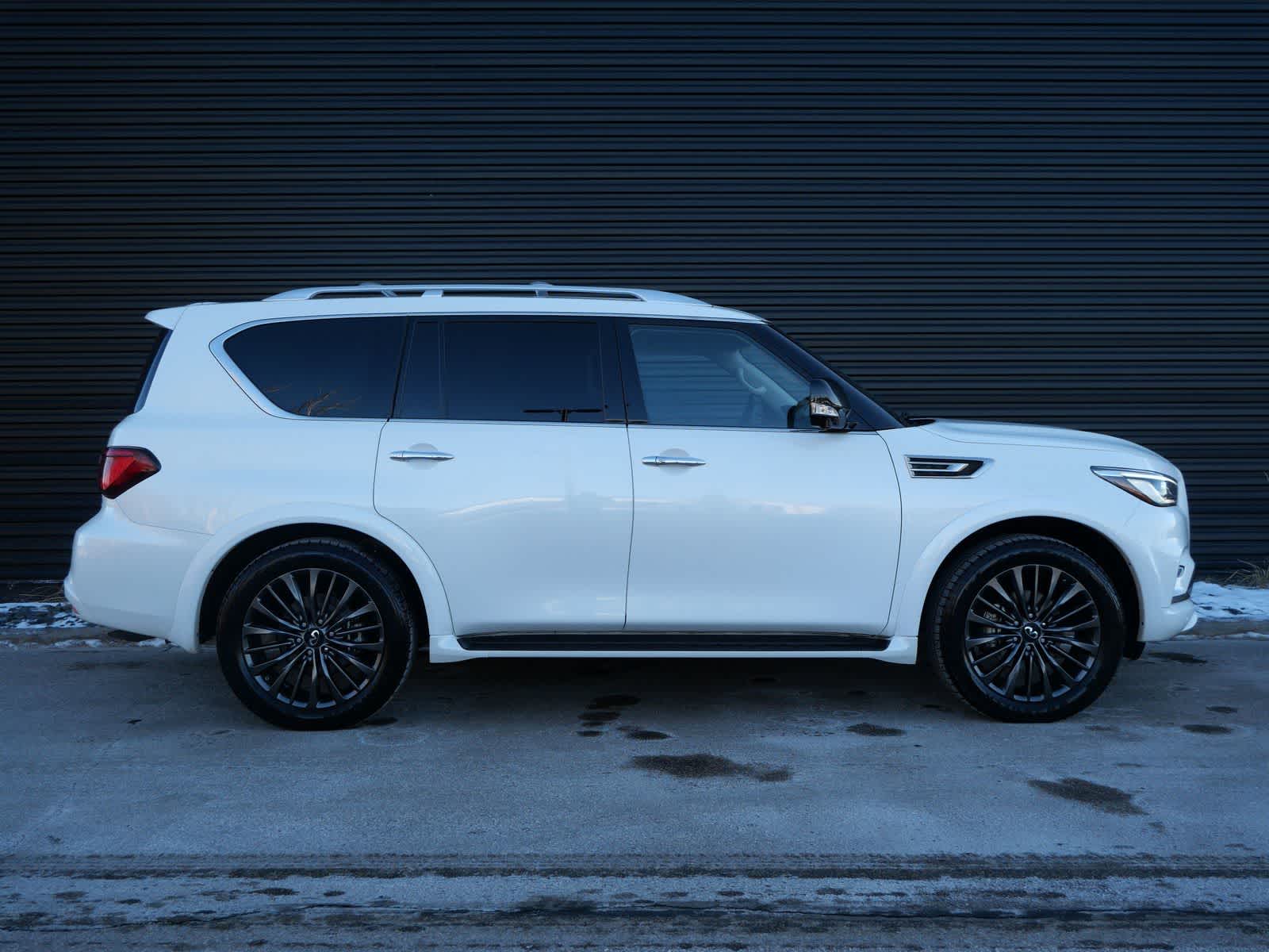 Thumbnail: 2023 INFINITI QX80 - 27