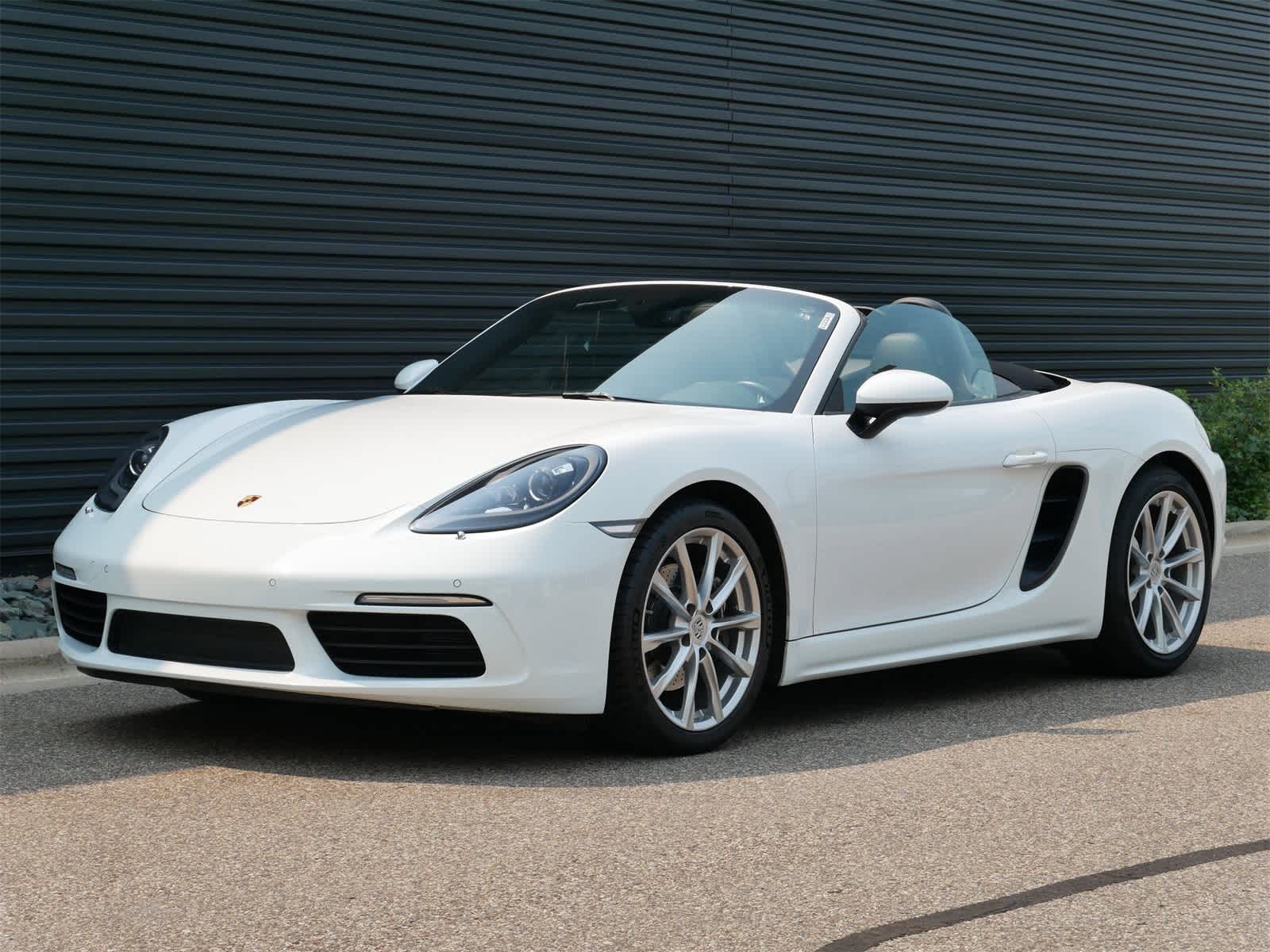 Thumbnail: 2018 Porsche 718 Boxster - 1