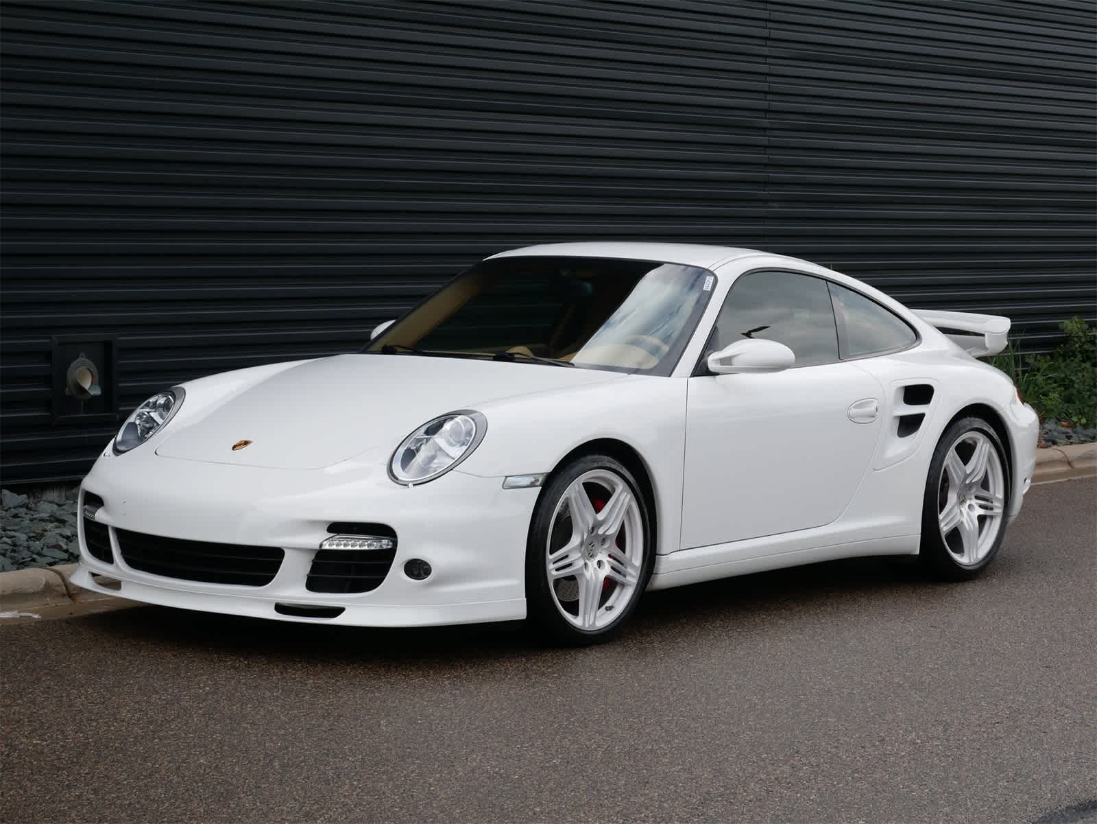 Thumbnail: 2008 Porsche 911 - 1