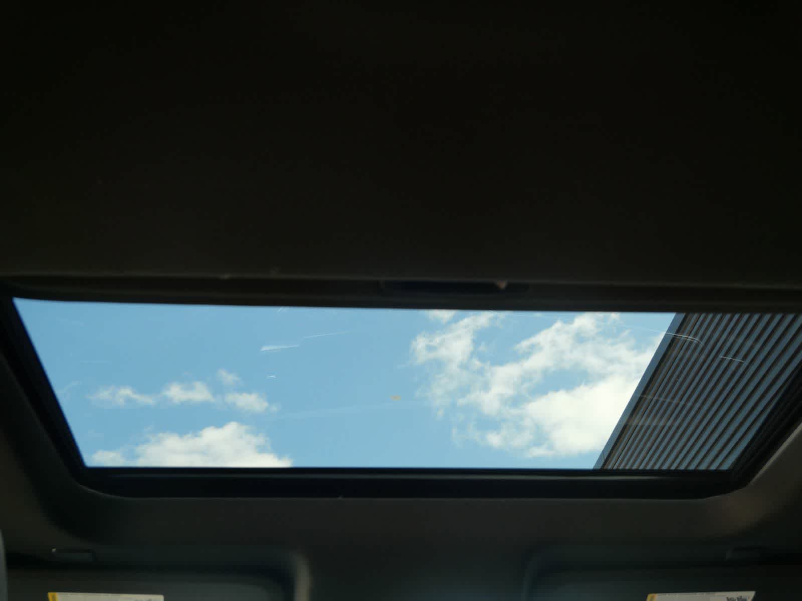 Thumbnail: 2024 Chevrolet Silverado 3500 - 14