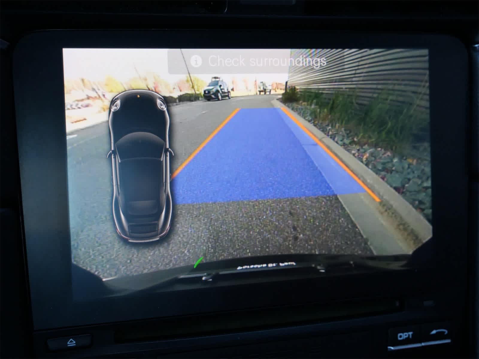 Thumbnail: 2017 Porsche 911 - 17