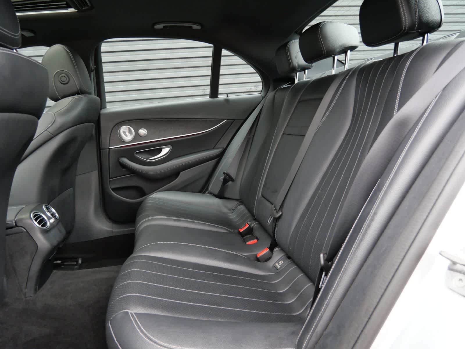 Thumbnail: 2017 Mercedes-Benz E-Class - 11