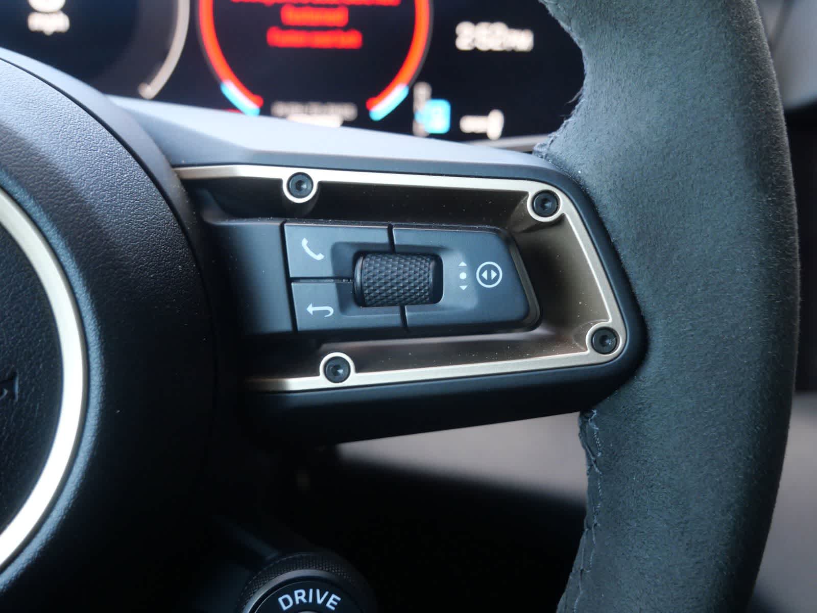 Thumbnail: 2025 Porsche Taycan - 21