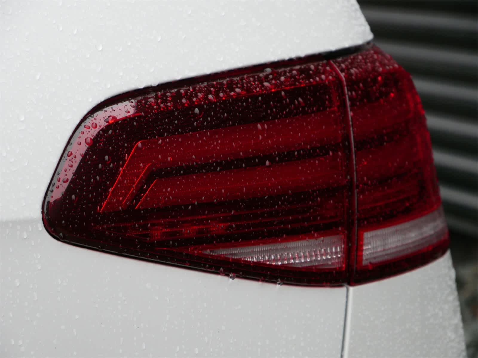 Thumbnail: 2019 Volkswagen Golf - 8