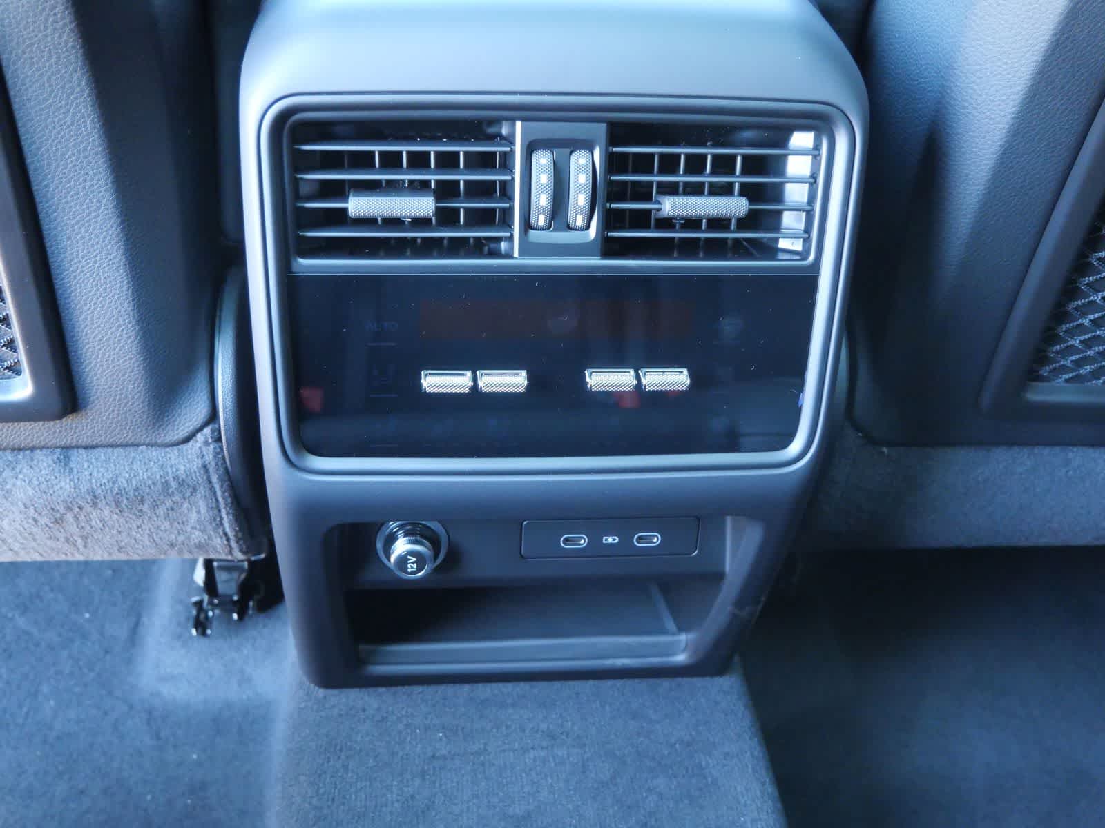 Thumbnail: 2026 Porsche Cayenne - 13