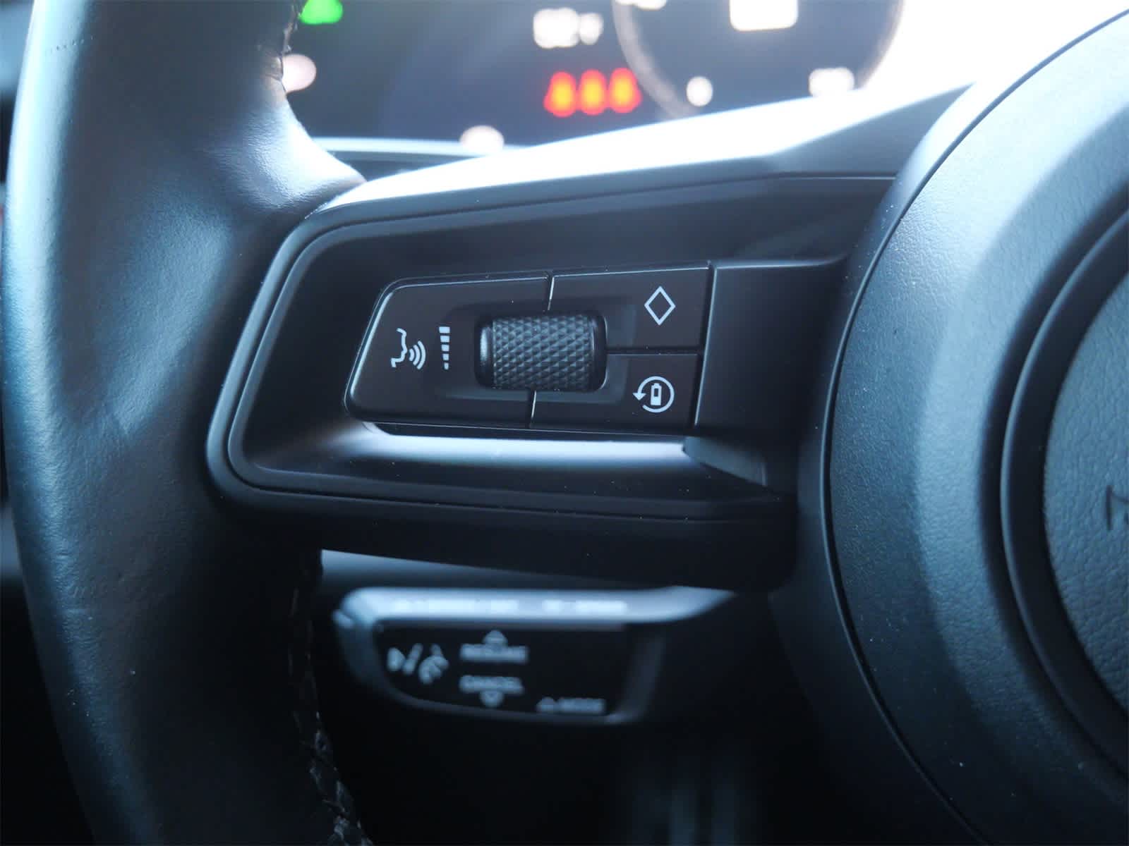 Thumbnail: 2021 Porsche Taycan - 23