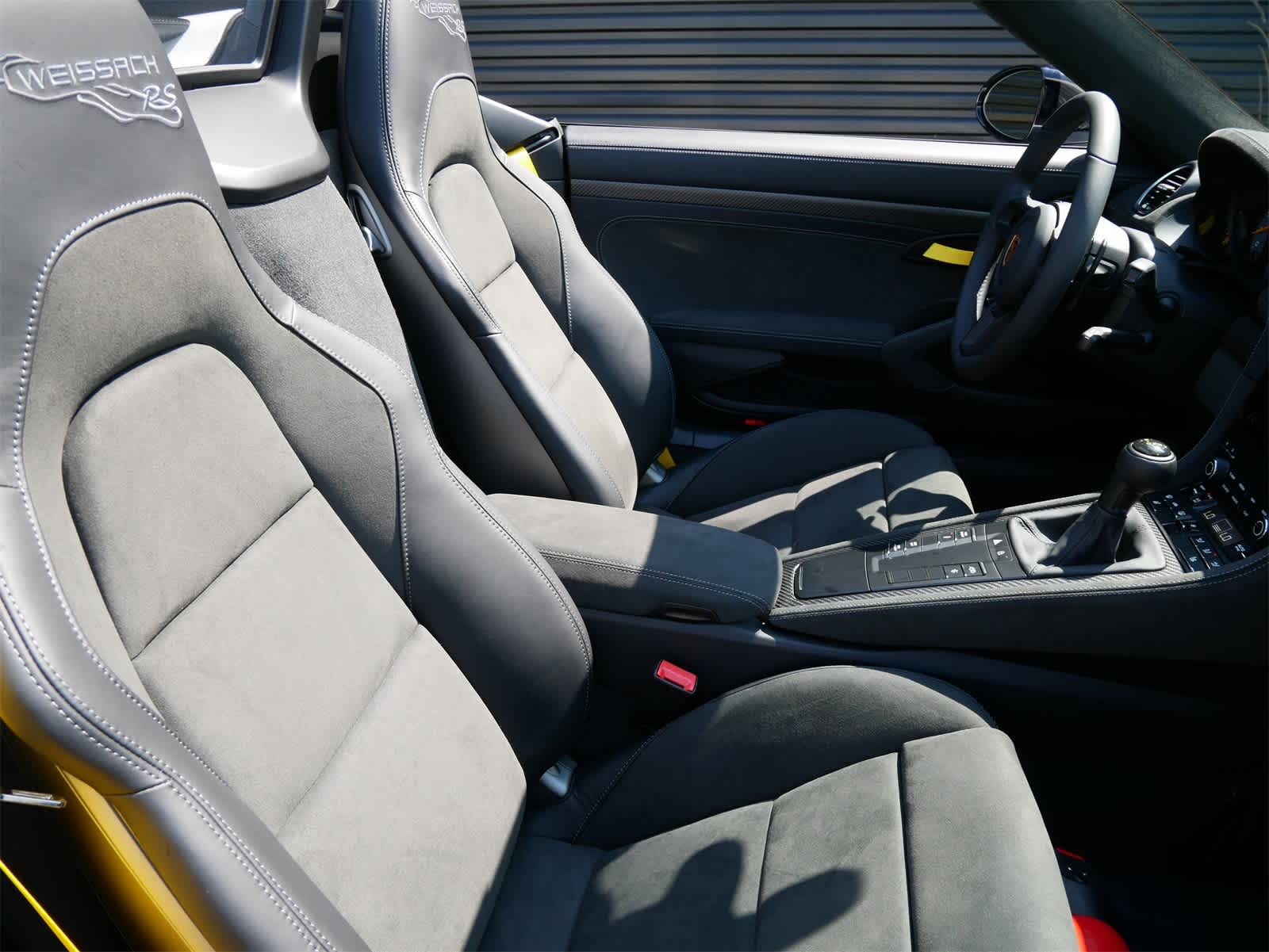 Thumbnail: 2025 Porsche  - 27