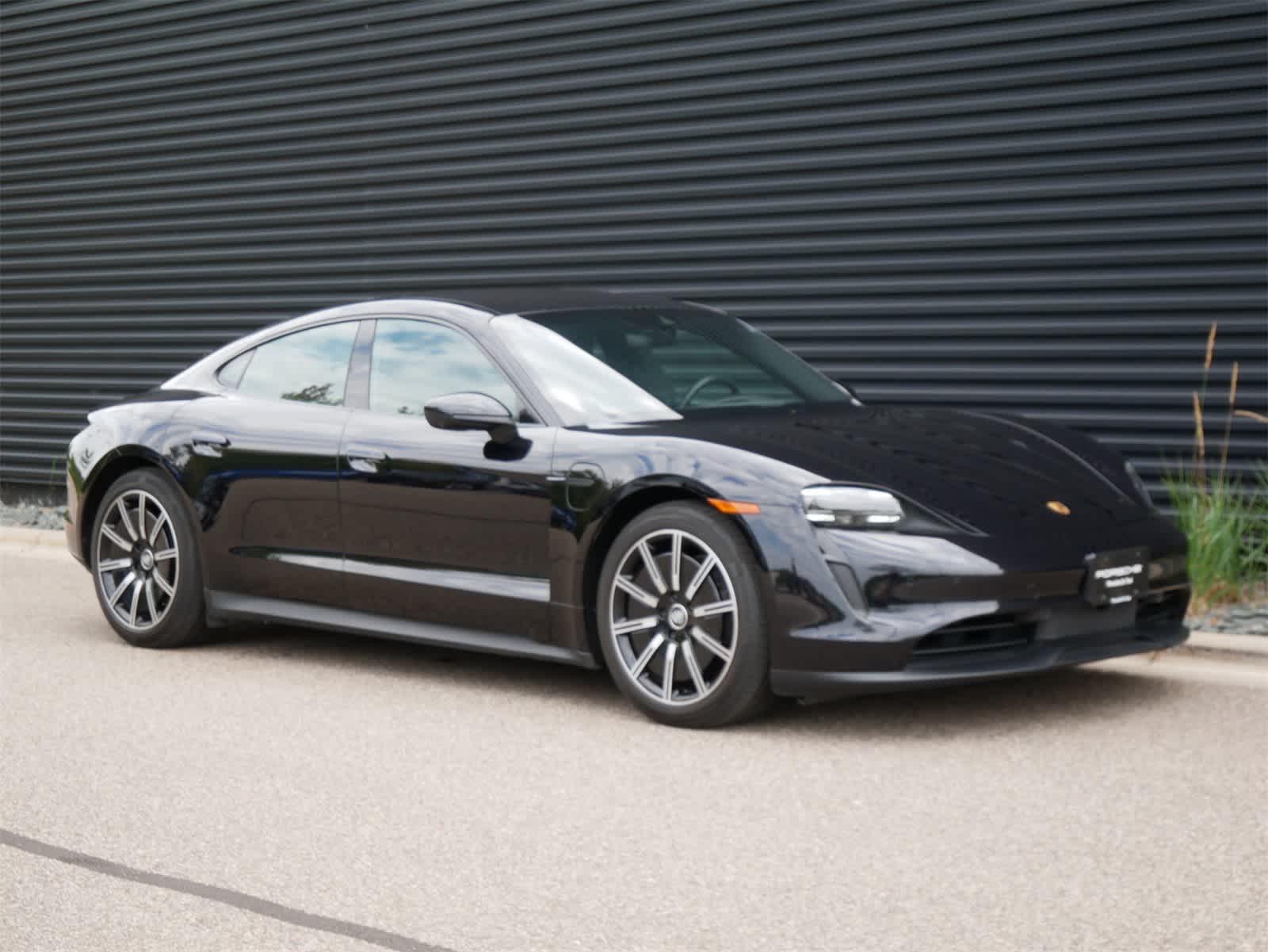 Thumbnail: 2023 Porsche Taycan - 26