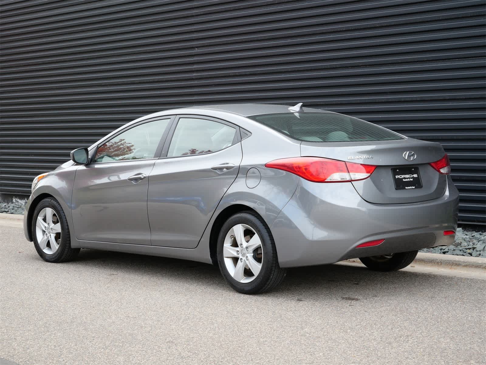 Thumbnail: 2013 Hyundai Elantra - 3