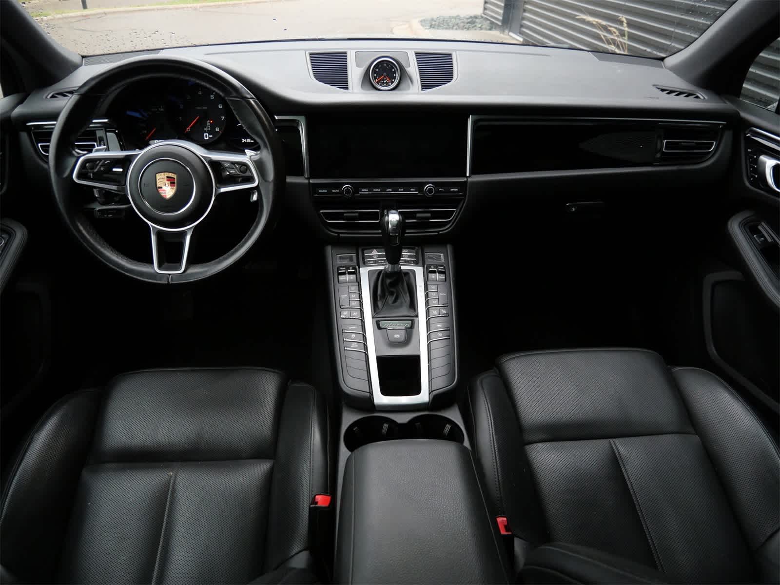 Thumbnail: 2020 Porsche Macan - 8