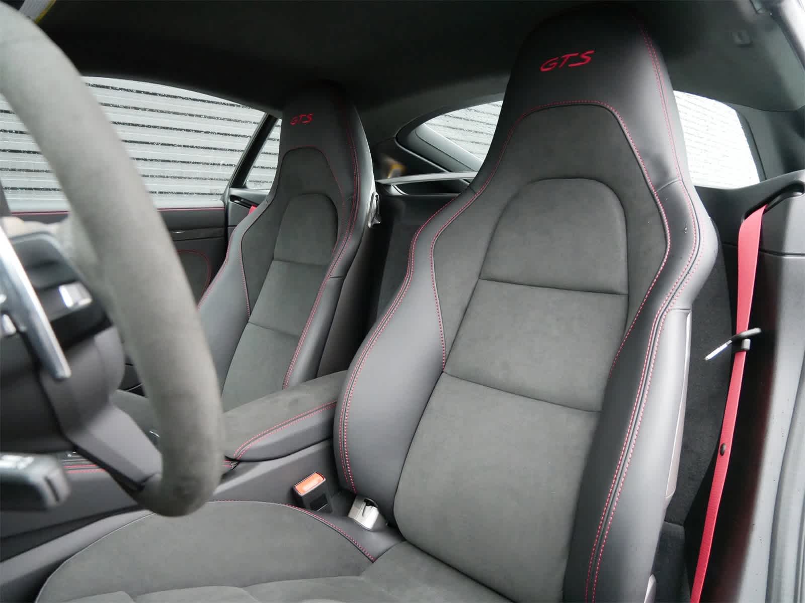 Thumbnail: 2025 Porsche 718 Cayman - 5