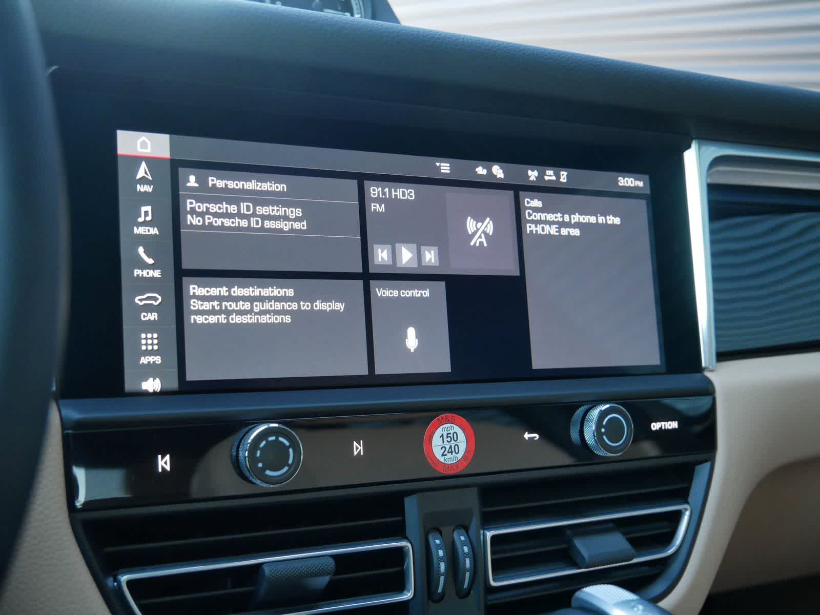 Thumbnail: 2025 Porsche Macan - 20