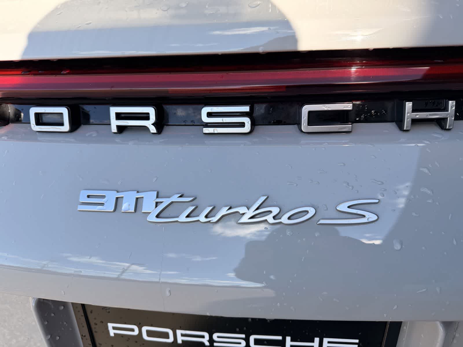 Thumbnail: 2023 Porsche 911 - 9