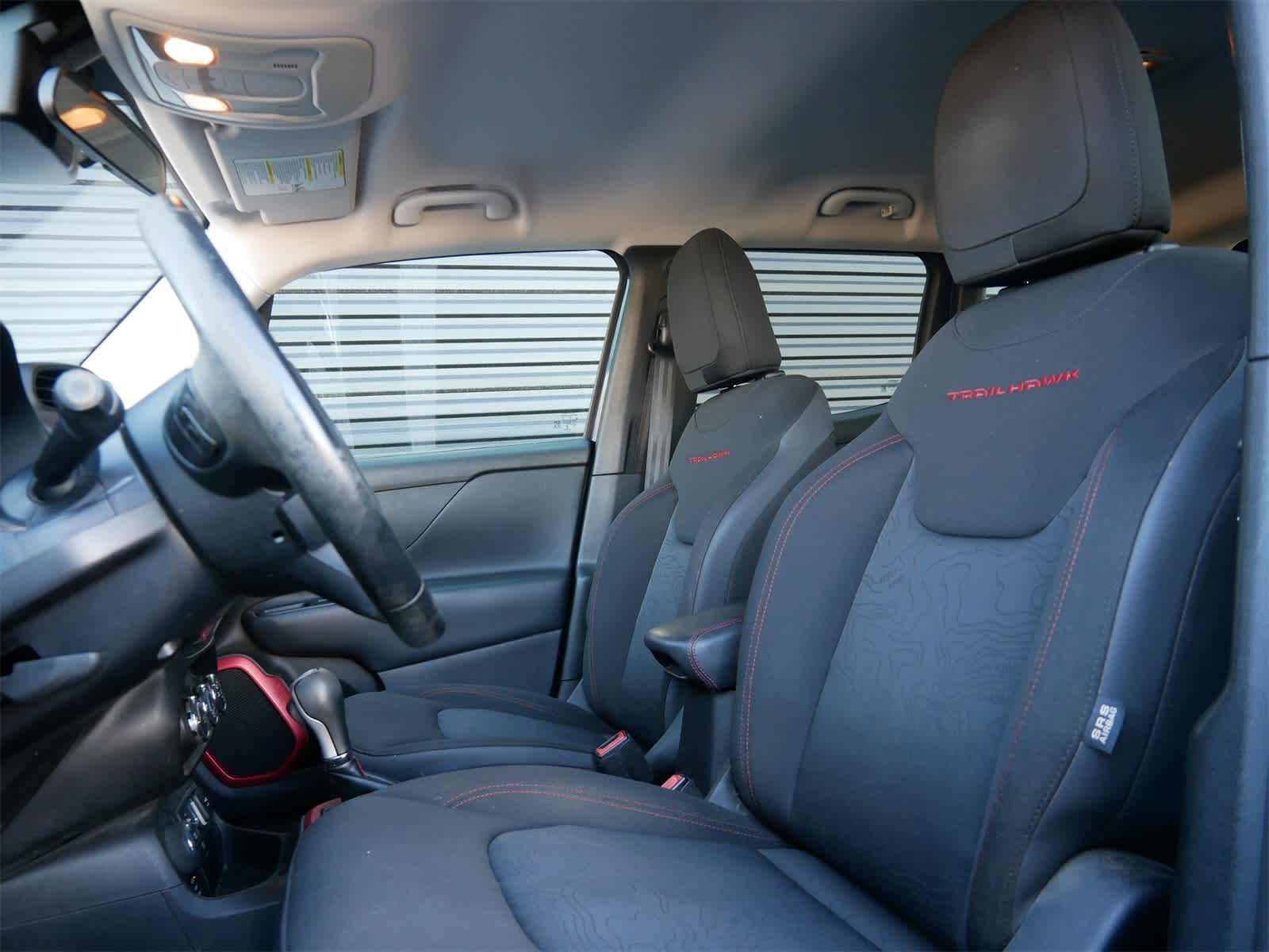 Thumbnail: 2016 Jeep Renegade - 5