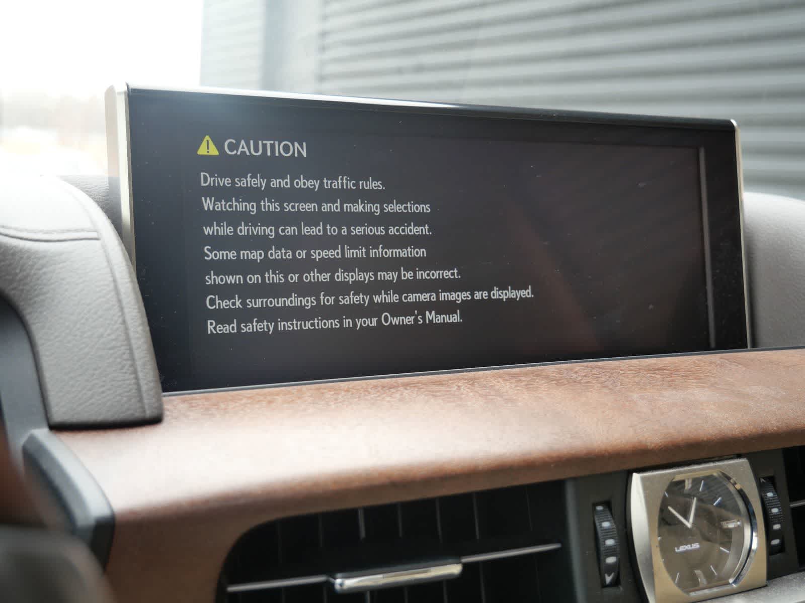 Thumbnail: 2021 Lexus LX - 19
