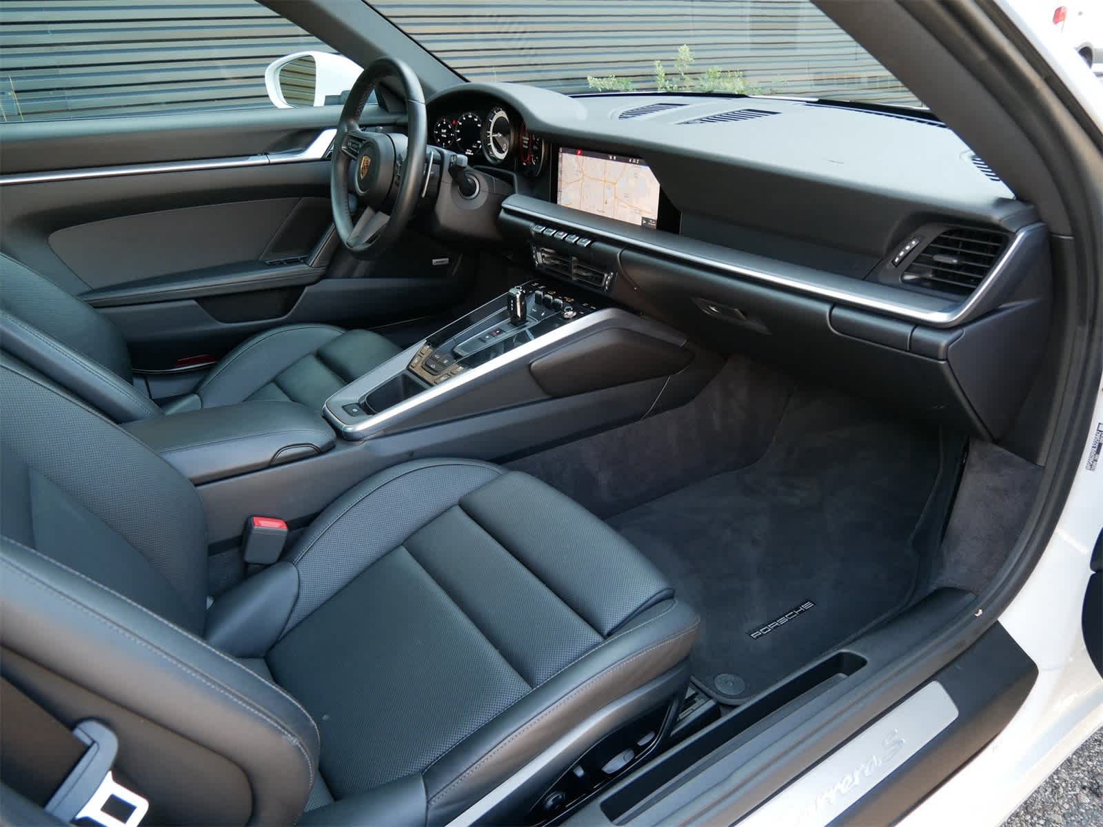 Thumbnail: 2020 Porsche 911 - 26