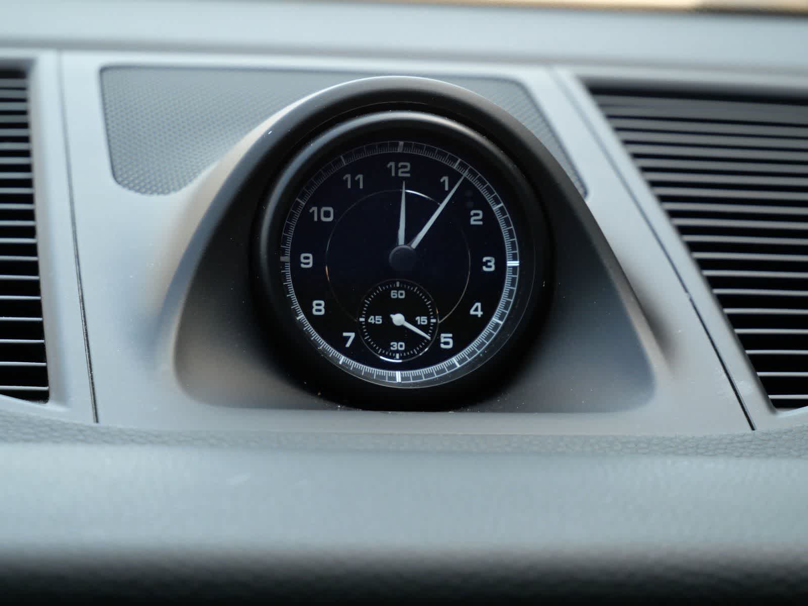 Thumbnail: 2024 Porsche Macan - 20