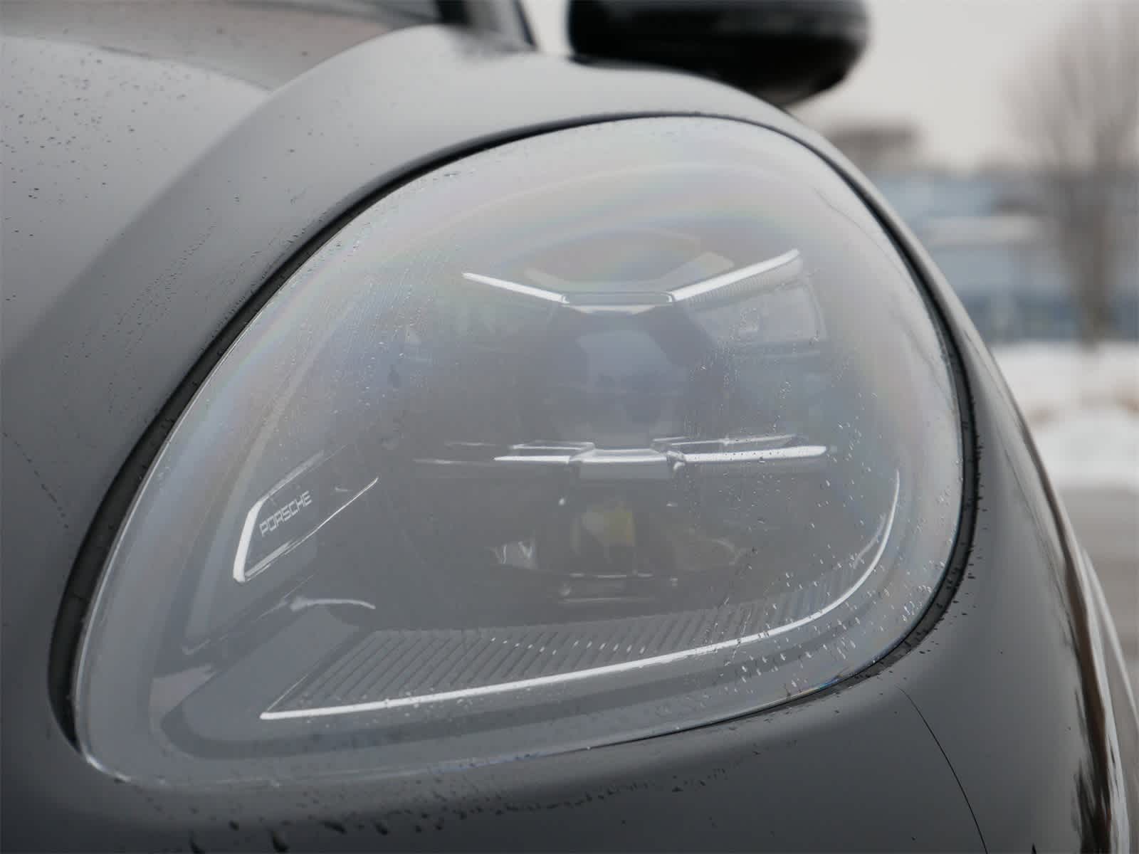 Thumbnail: 2025 Porsche Macan - 6