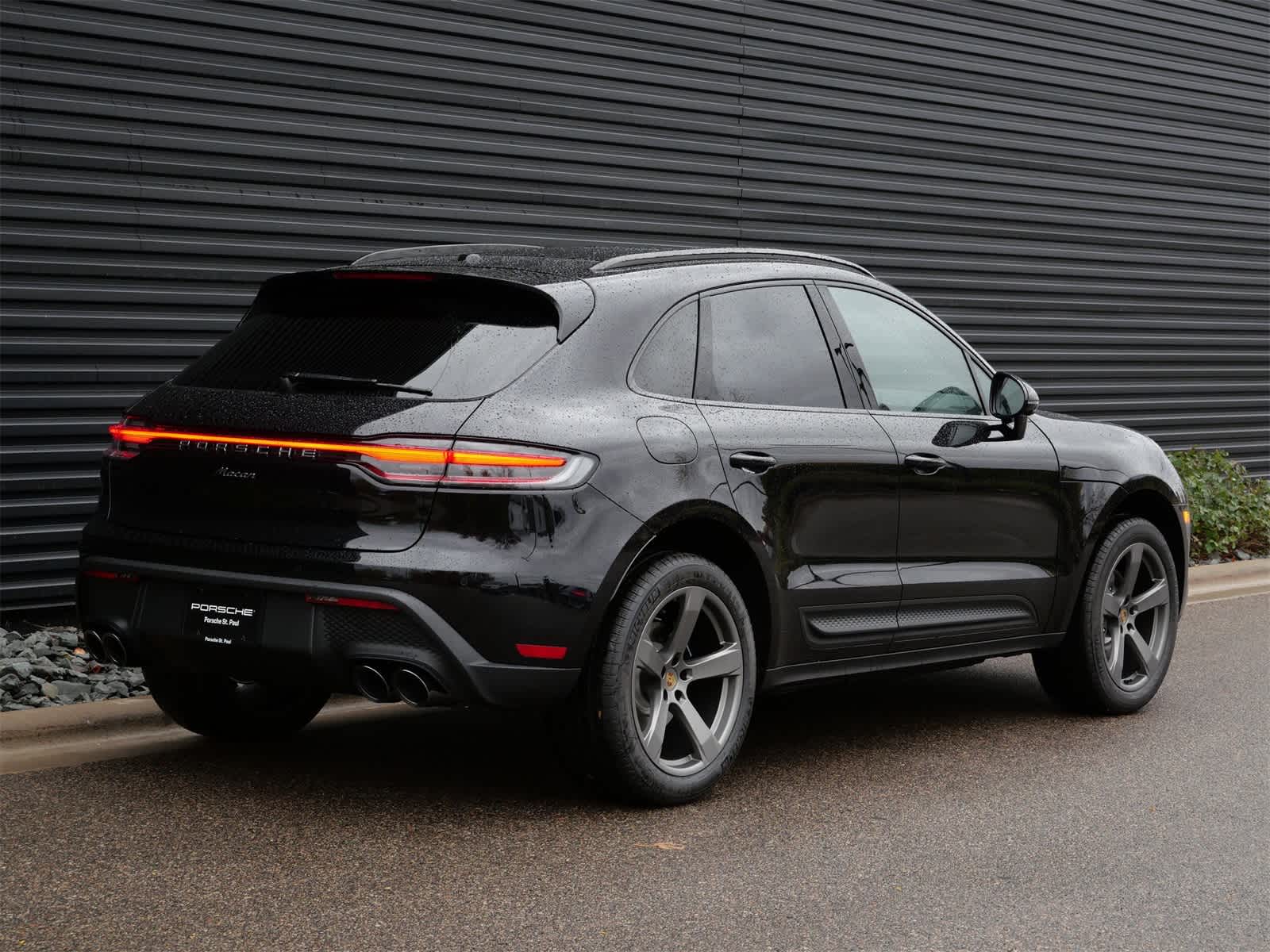 Thumbnail: 2026 Porsche Macan - 24