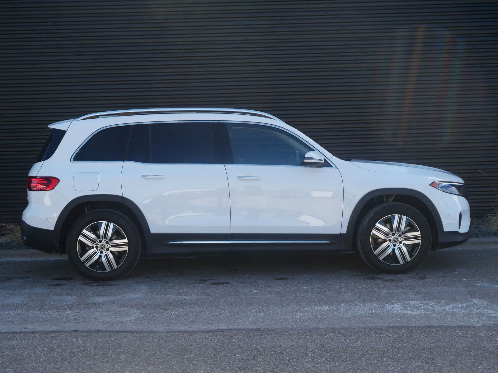 Thumbnail: 2025 Mercedes-Benz EQB - 27