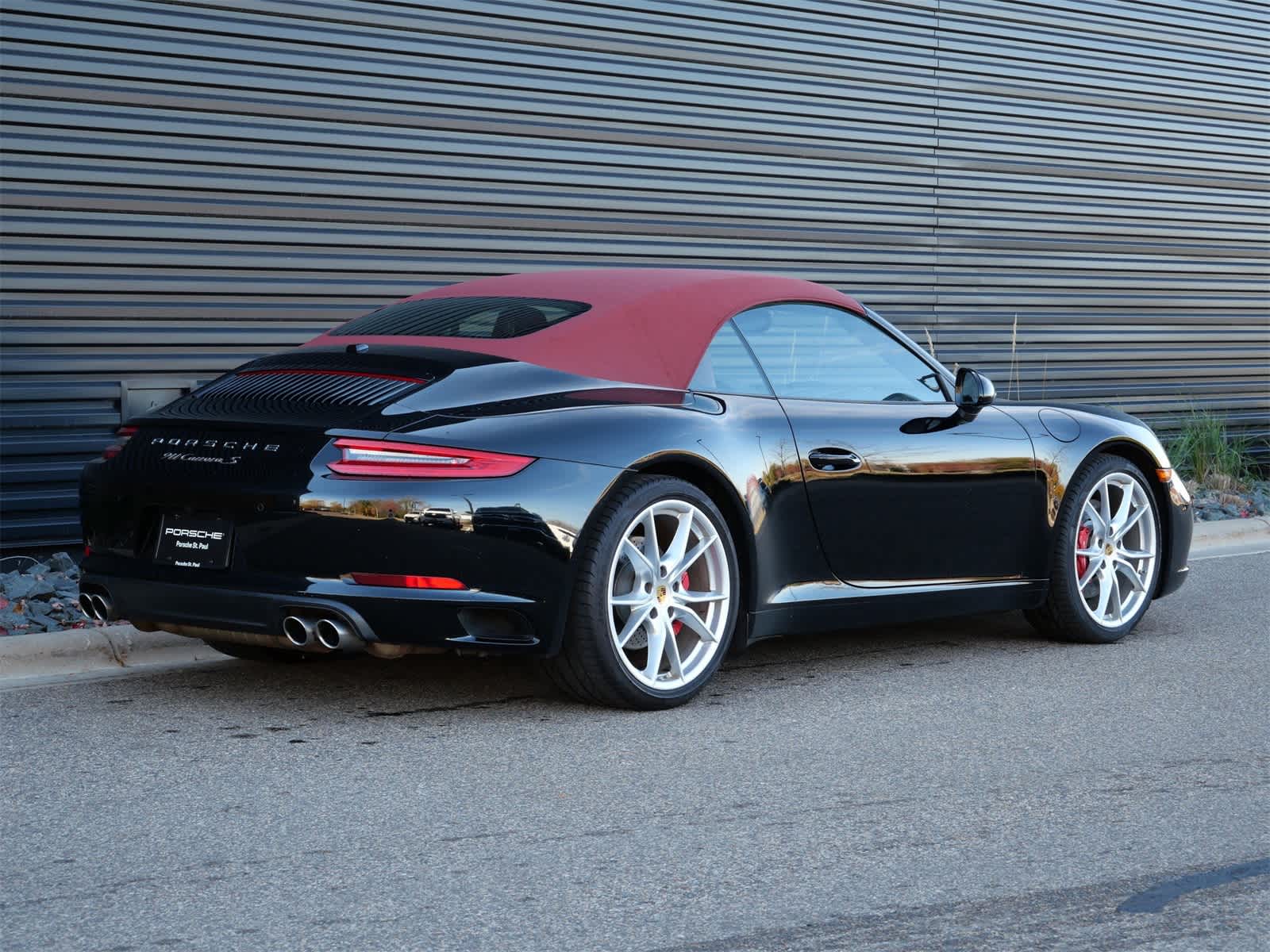 Thumbnail: 2017 Porsche 911 - 23