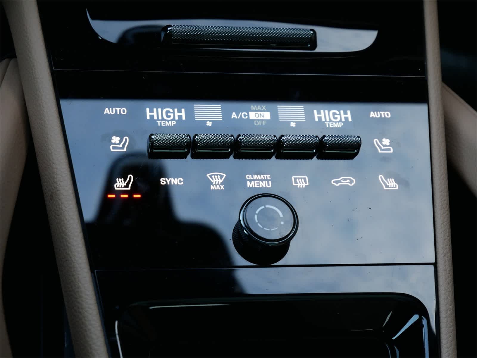 Thumbnail: 2025 Porsche Cayenne - 25