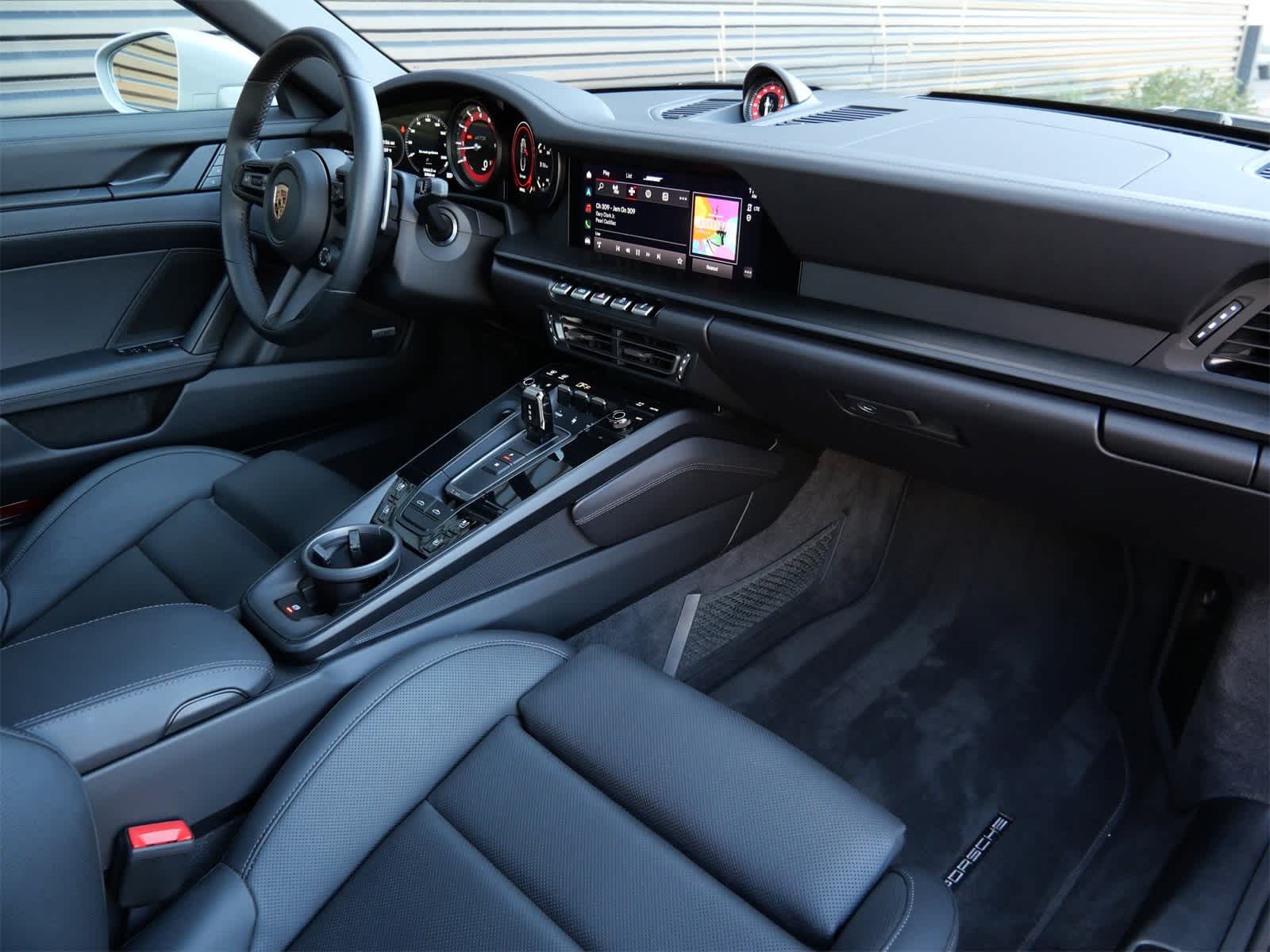 Thumbnail: 2024 Porsche 911 - 26