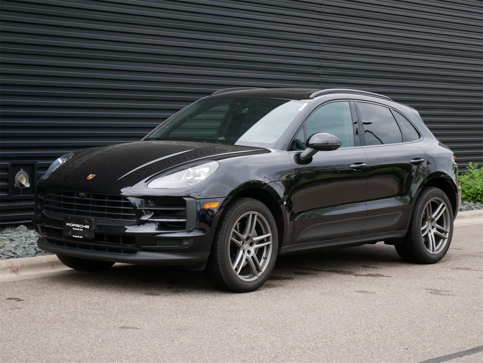 2021 Porsche Macan S -
                  Saint Paul, MN