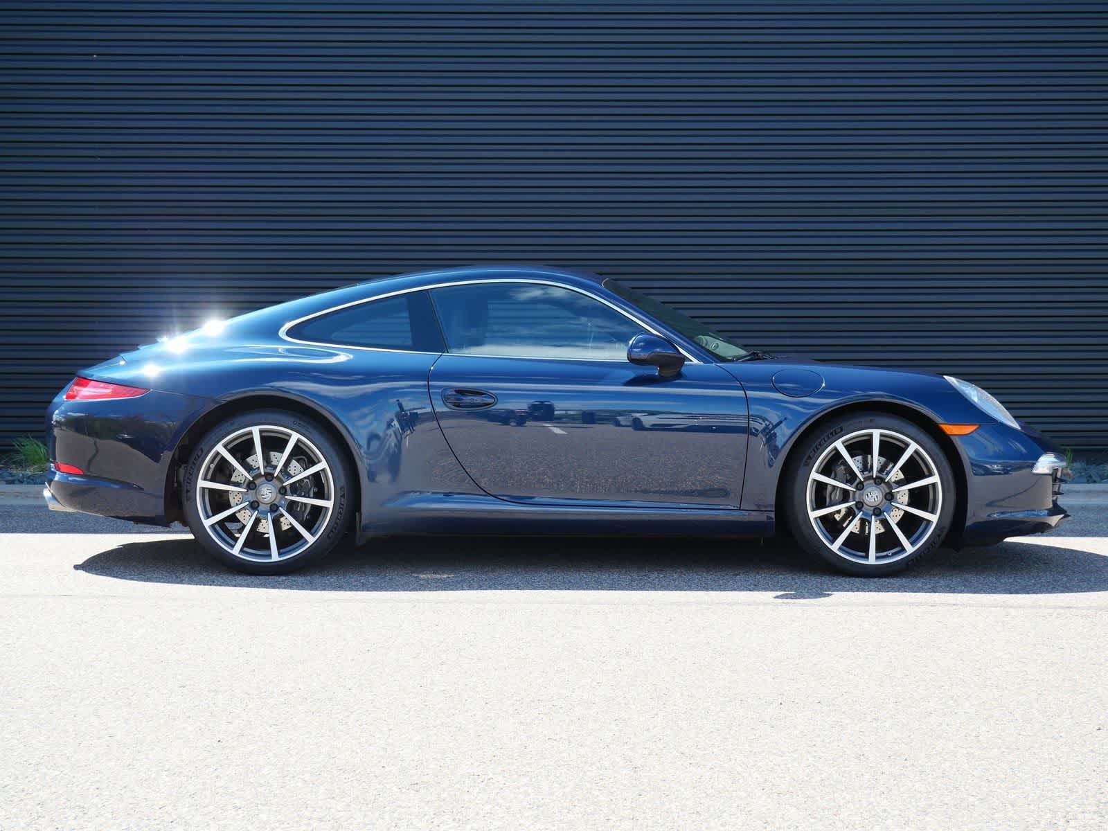 Thumbnail: 2014 Porsche 911 - 26