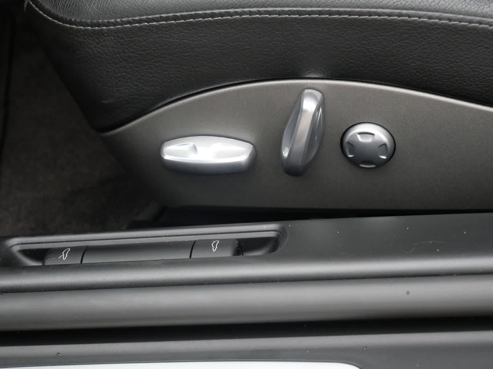 Thumbnail: 2008 Porsche 911 - 10