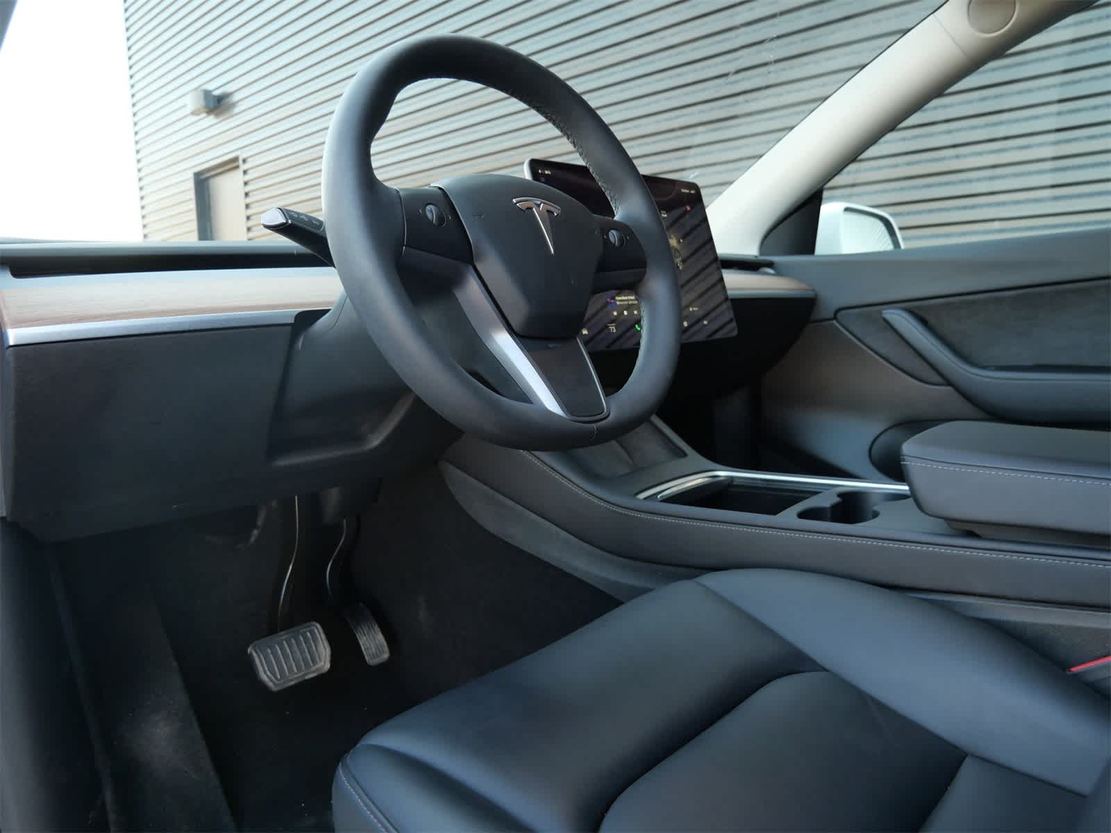 Thumbnail: 2022 Tesla Model Y - 4