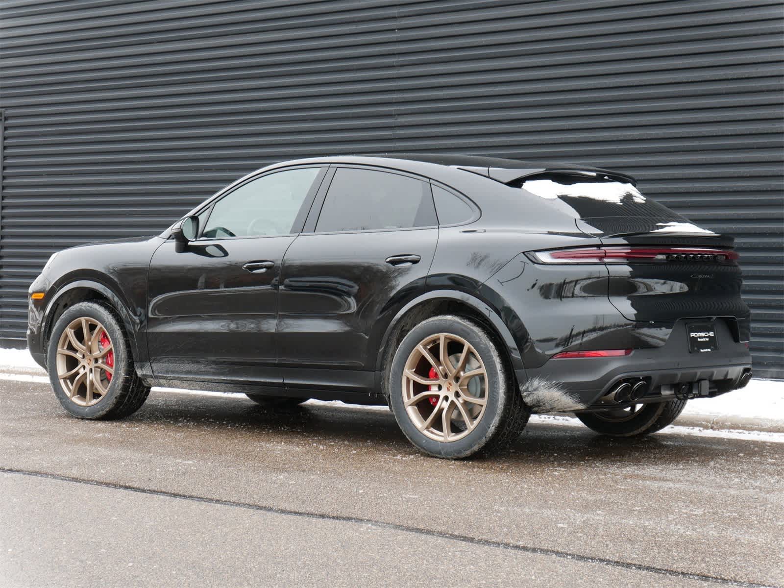 Thumbnail: 2026 Porsche Cayenne - 3