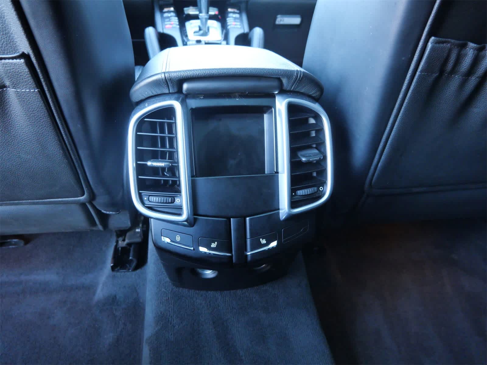 Thumbnail: 2014 Porsche Cayenne - 13