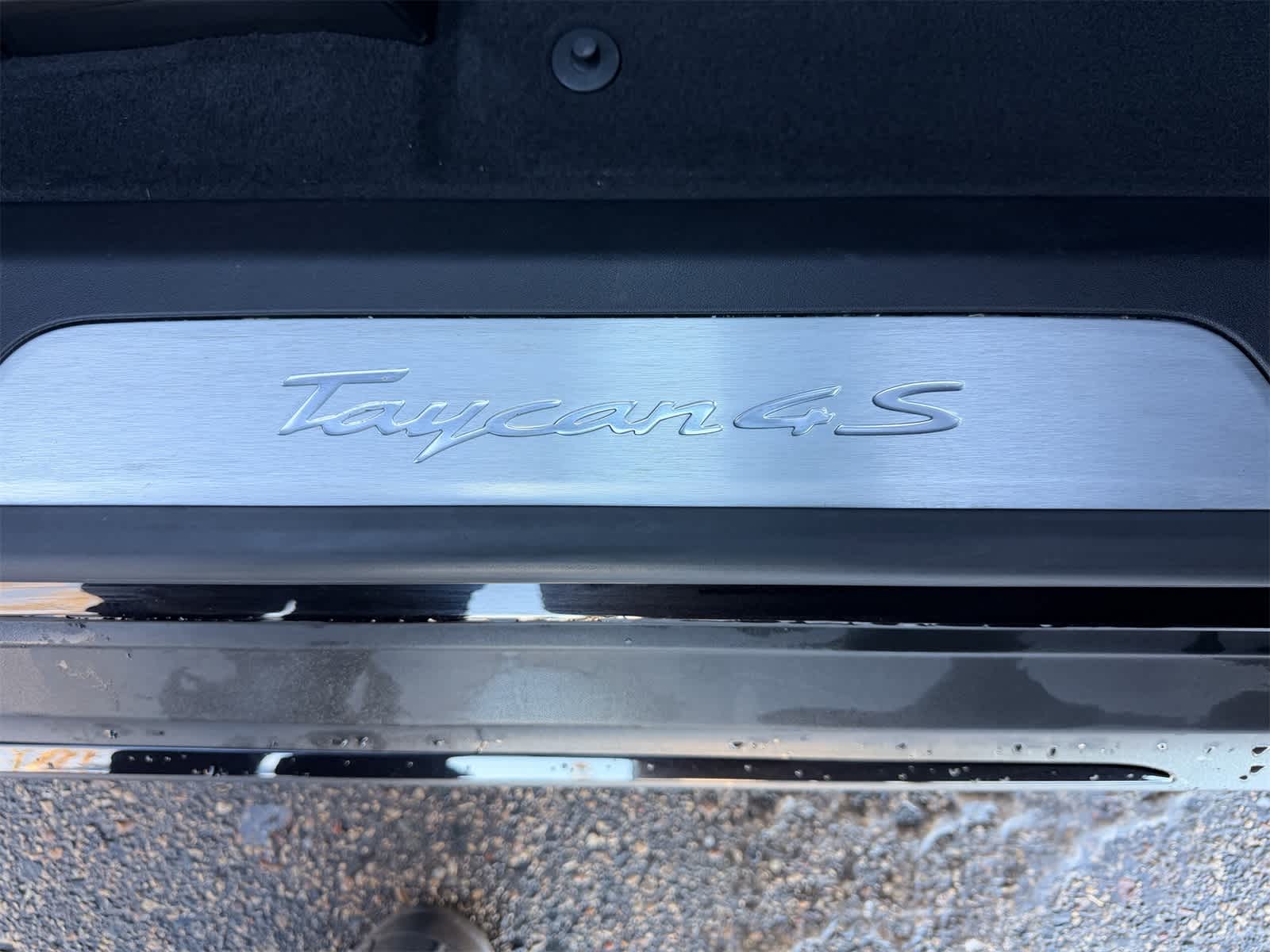 Thumbnail: 2021 Porsche Taycan - 23