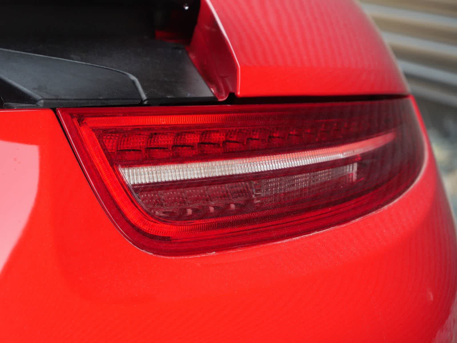 Thumbnail: 2014 Porsche 911 - 8