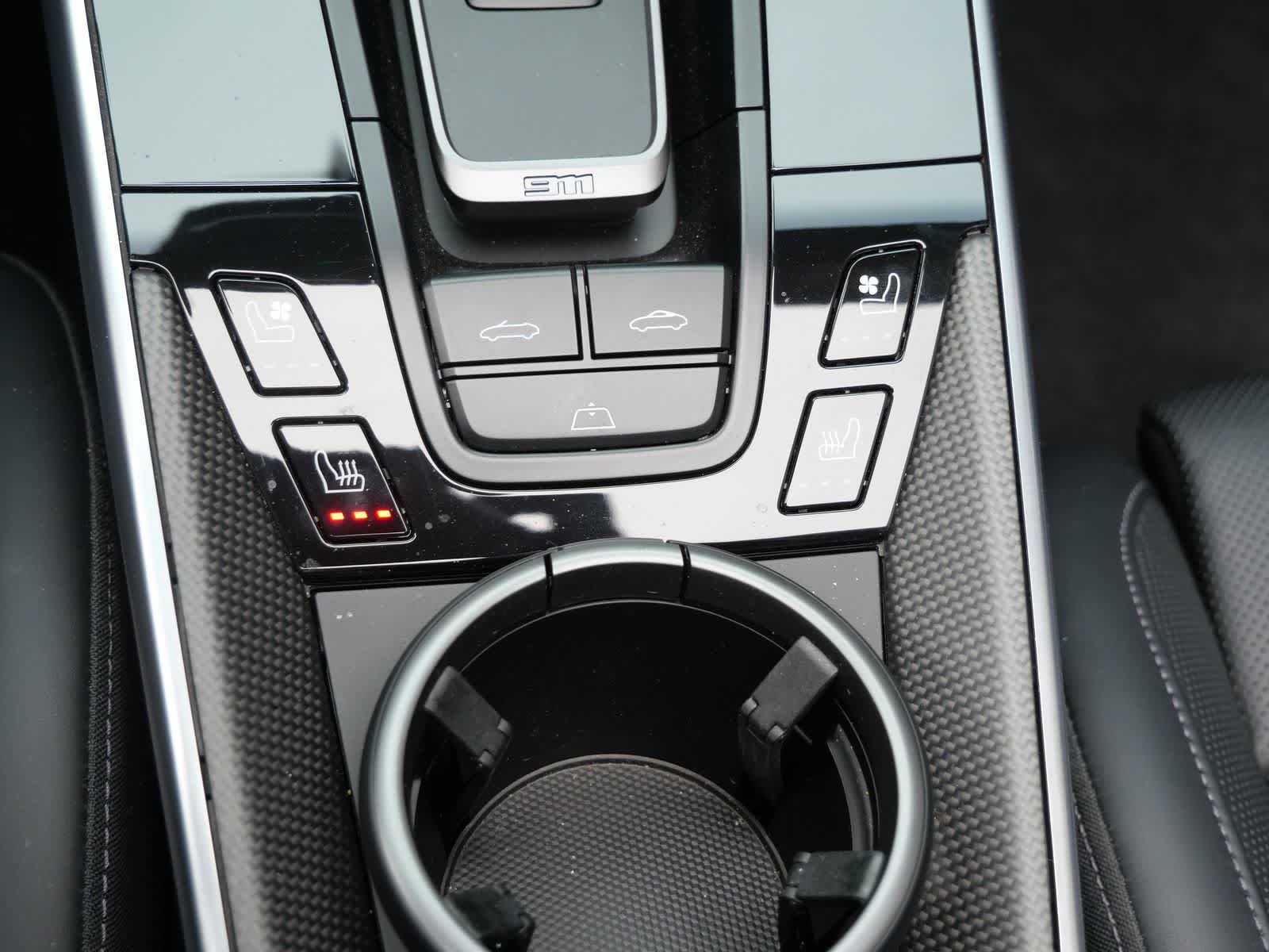 Thumbnail: 2024 Porsche 911 - 18