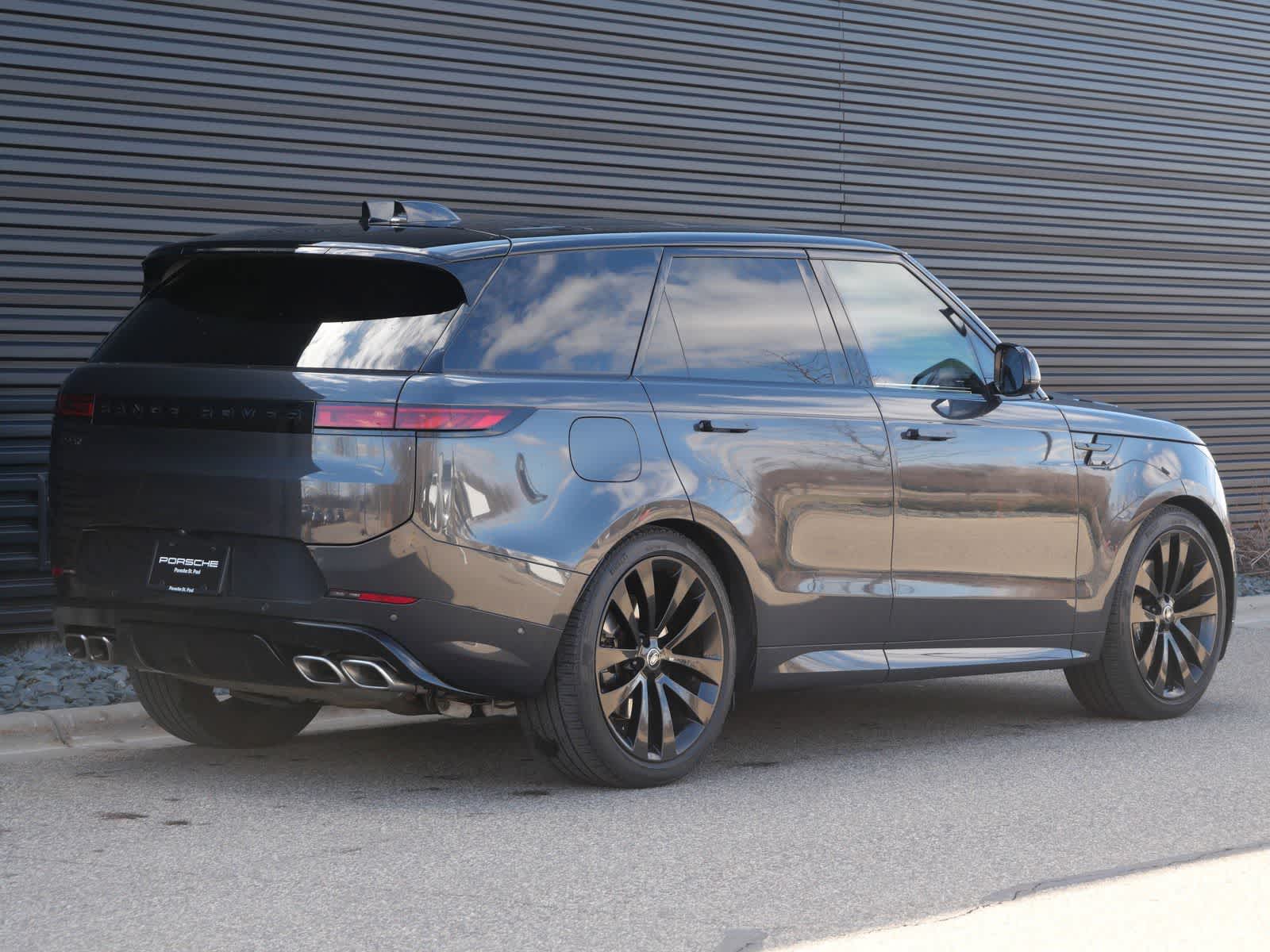 Thumbnail: 2025 Land Rover Range Rover Sport - 25