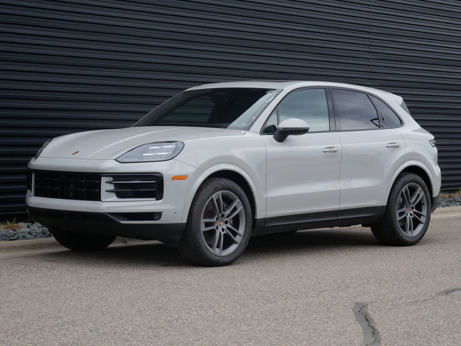 Thumbnail: 2026 Porsche Cayenne - 1