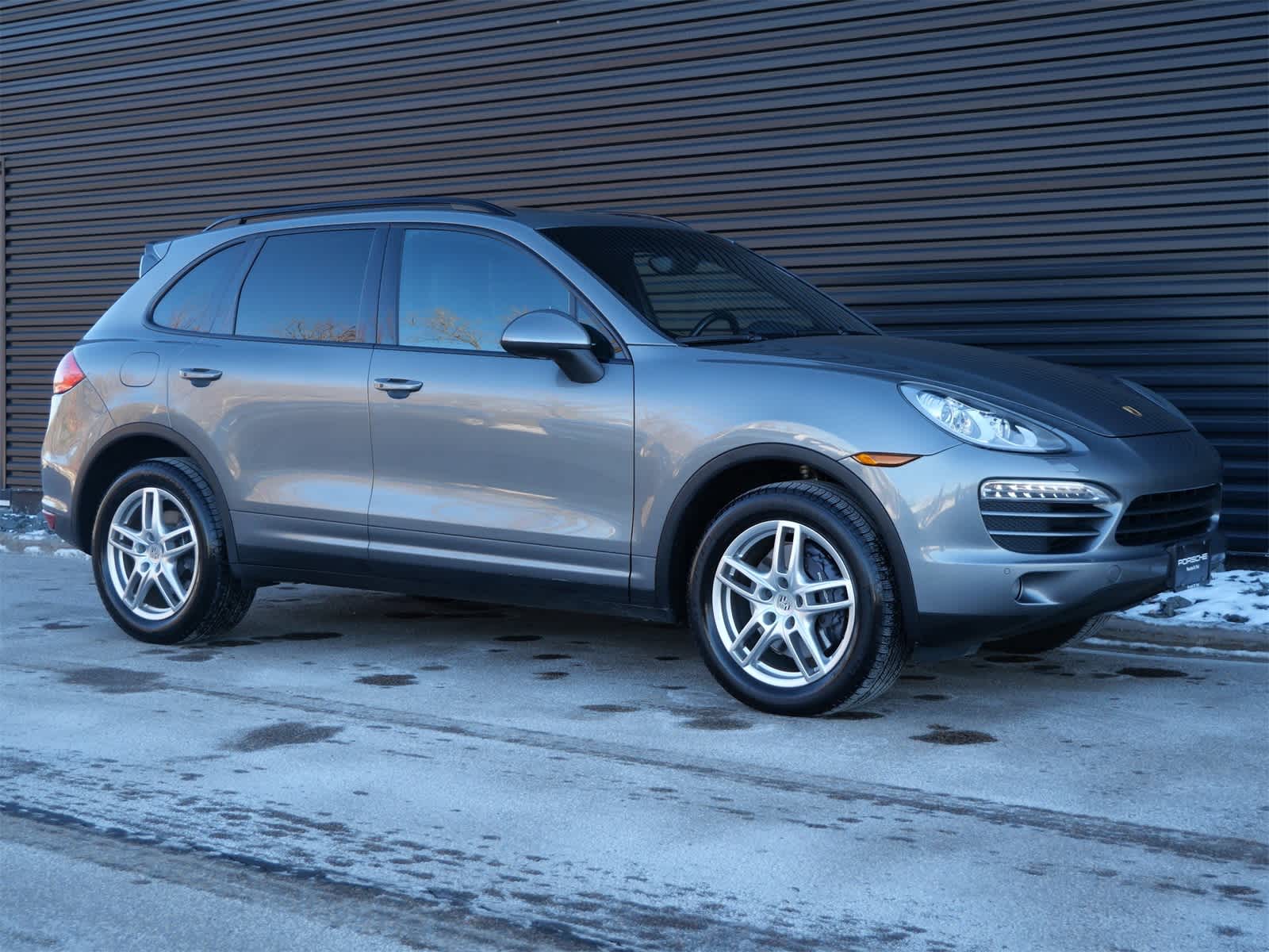 Thumbnail: 2014 Porsche Cayenne - 28