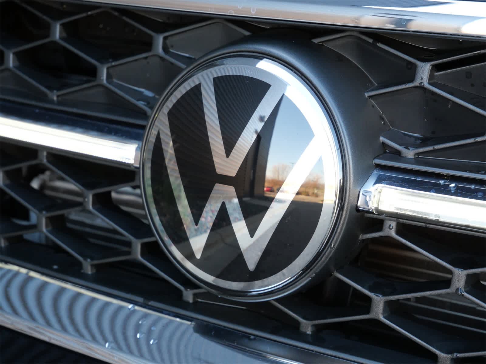 Thumbnail: 2023 Volkswagen Taos - 20