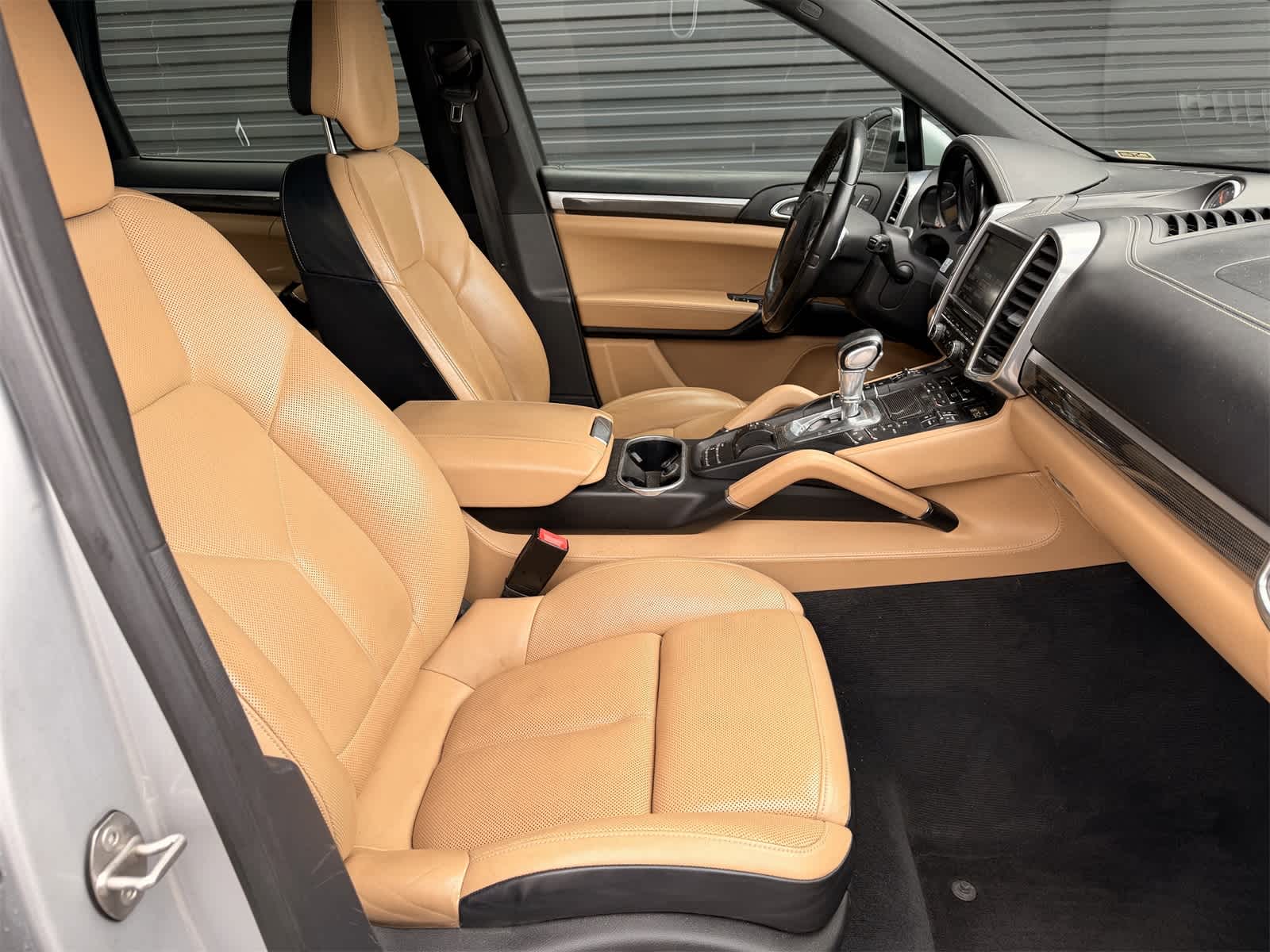 Thumbnail: 2014 Porsche Cayenne - 22