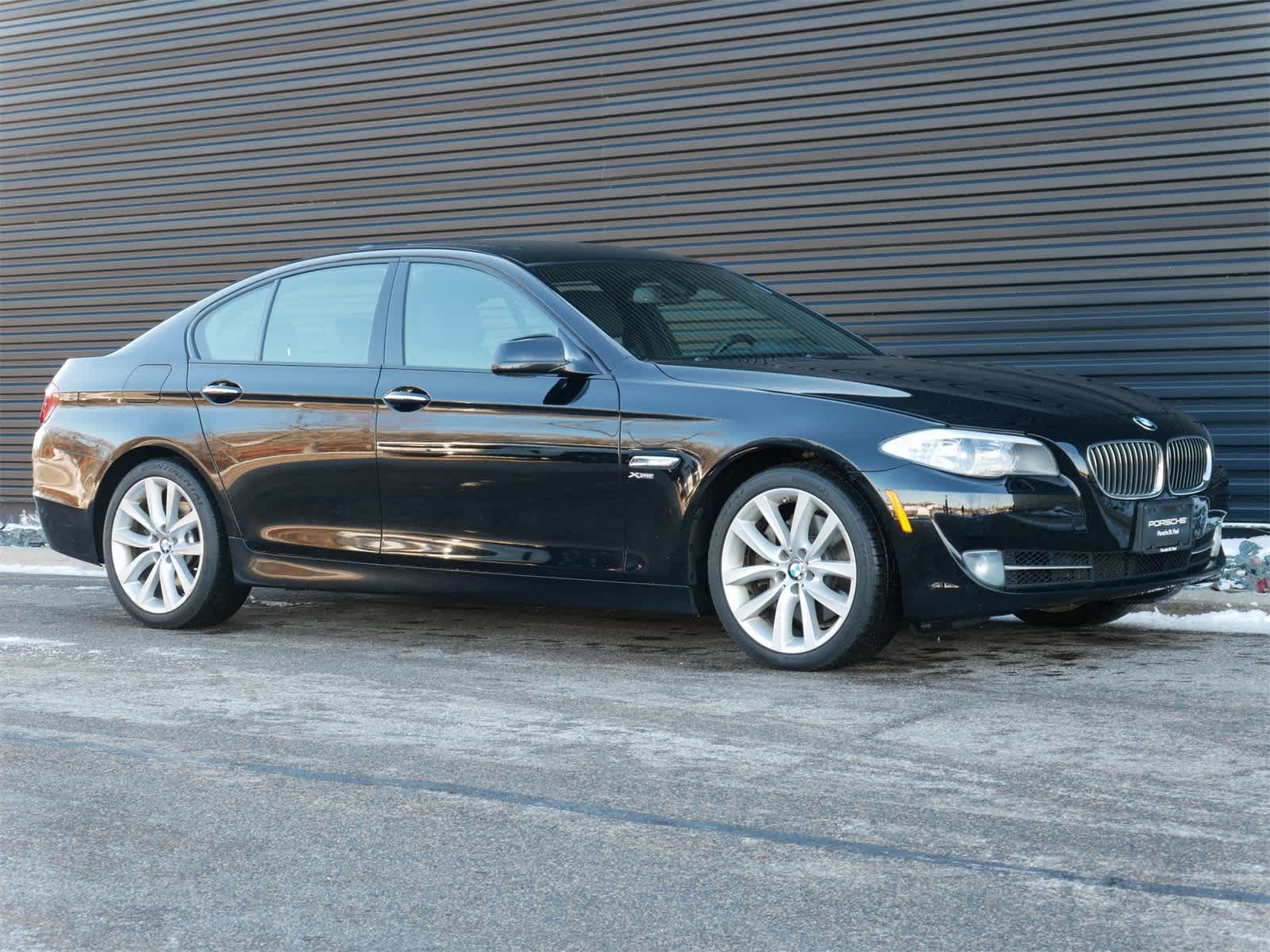 Thumbnail: 2012 BMW 5 Series - 25