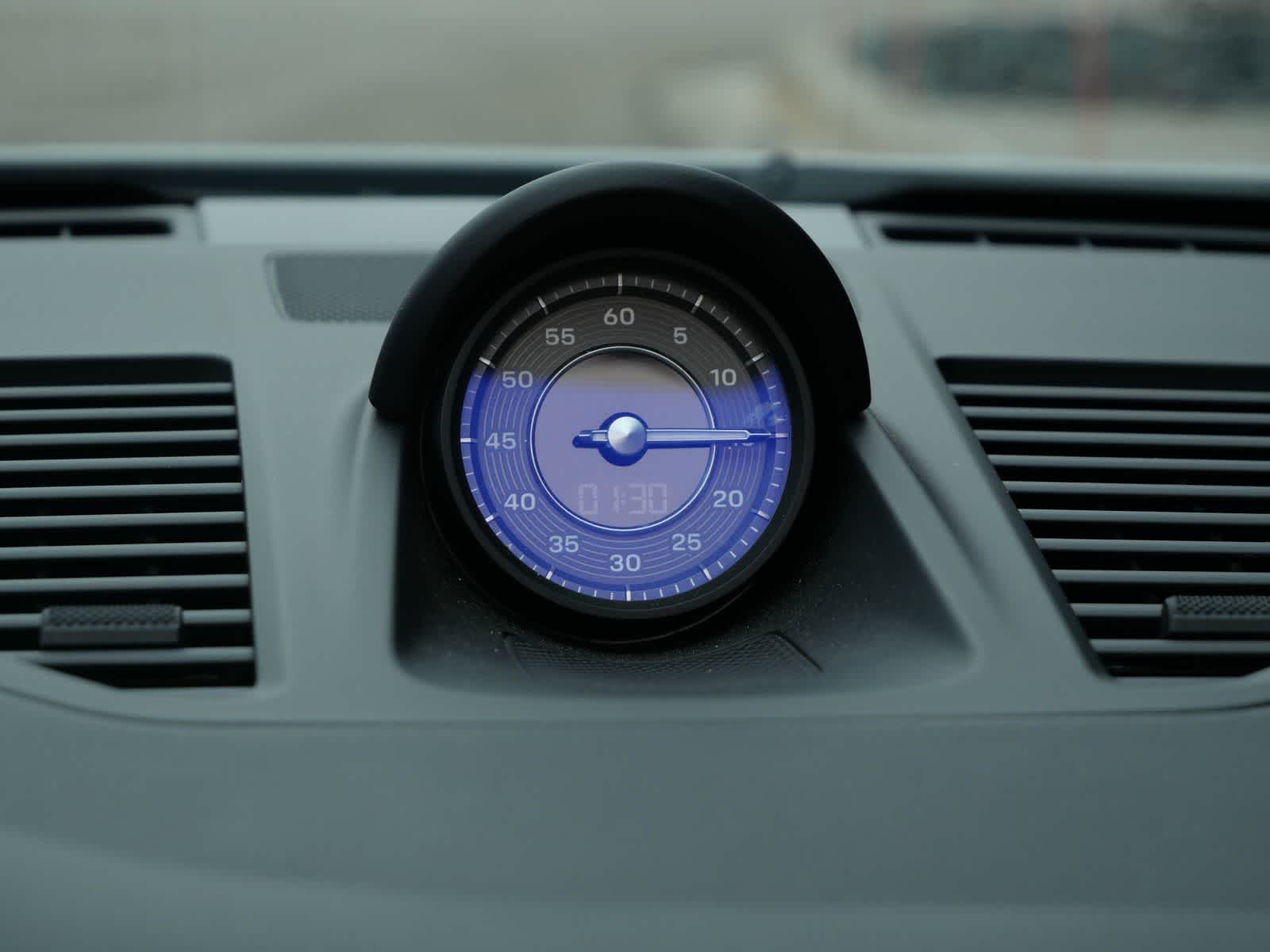 Thumbnail: 2024 Porsche 911 - 21