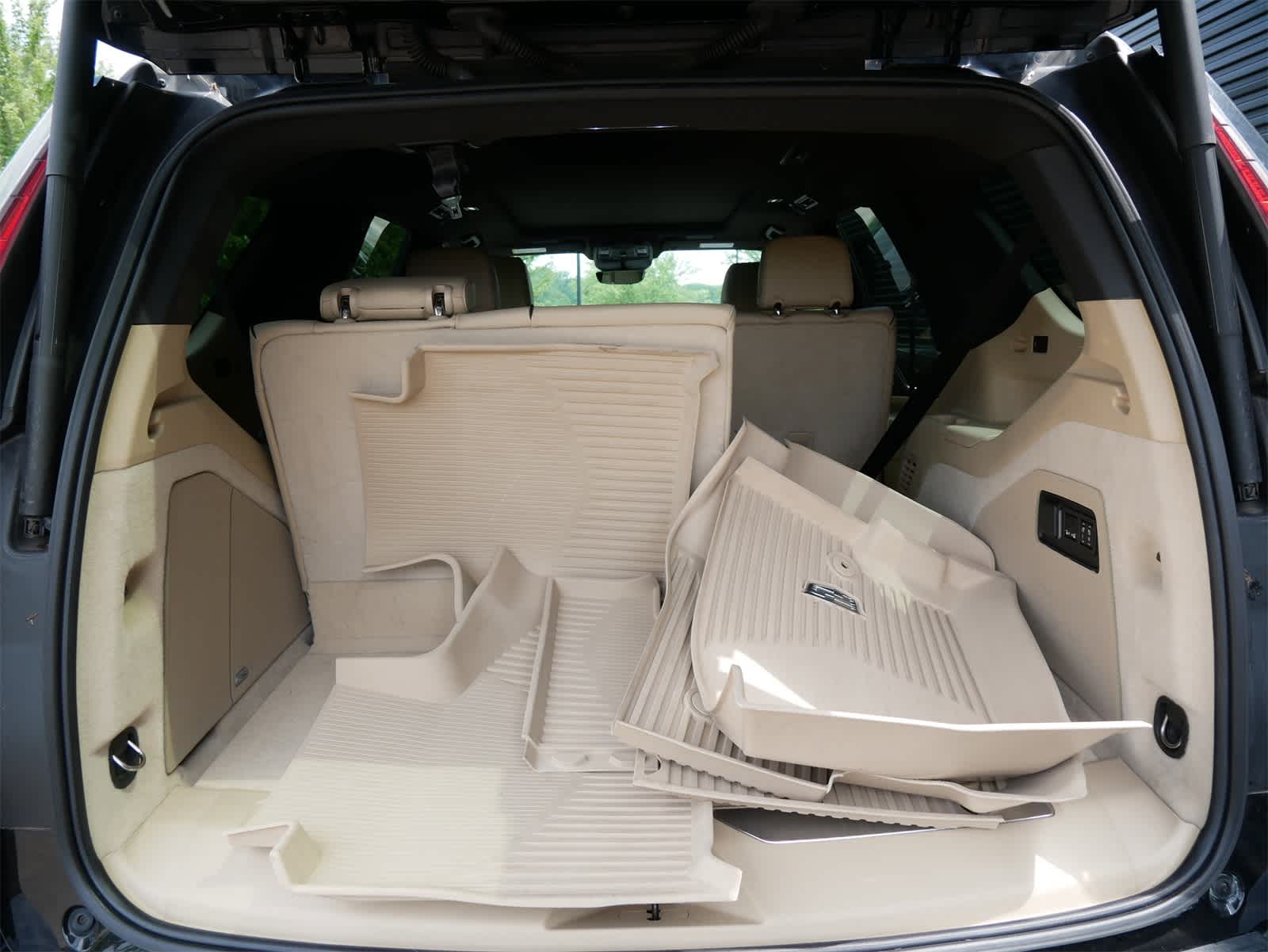 Thumbnail: 2021 Cadillac Escalade - 7
